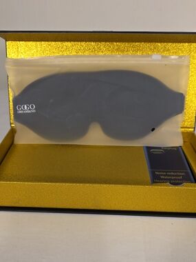 GOGO Black Sleep Mask with Carry Pouch And Noise Protection Ear Plugs